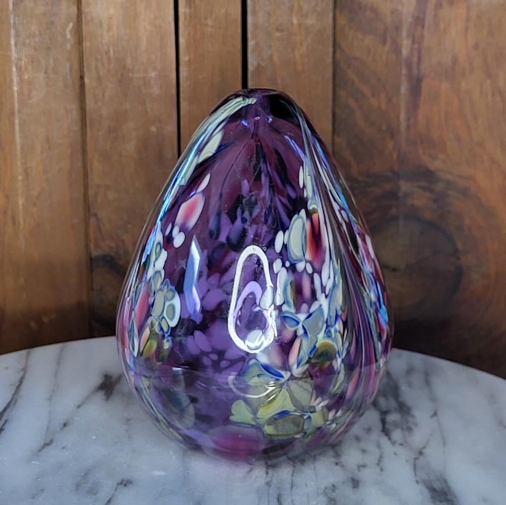 Purple Glass Art Lamp - Picture 8 of 17